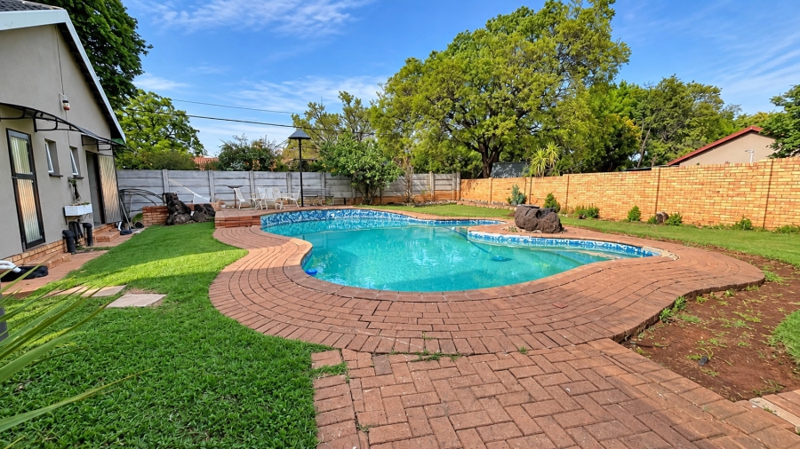 3 Bedroom Property for Sale in Flamwood North West